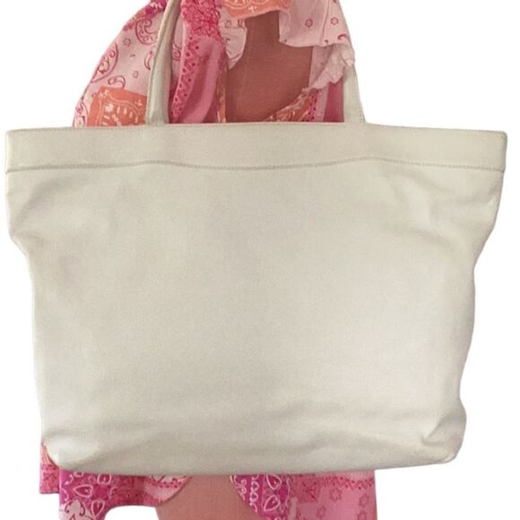 AUTHENTIC CHANEL WHITE LEATHER CC SHOULDER HANDBAG TOTE - Picture 6 of 15